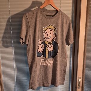 Bethesda Fallout Boy Gray Graphic Tee - Short Sleeve Size M
